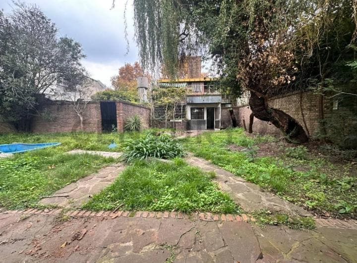 Casa de 4 Ambientes en Venta en Caseros con Jardin - 4
