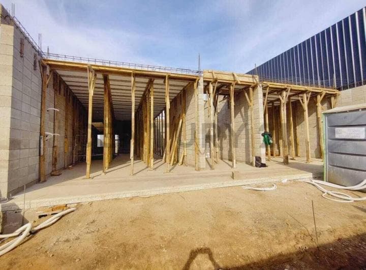 Venta Docta Av Etapa IV Local Comercial con Patio Privado (En Pozo) - 4