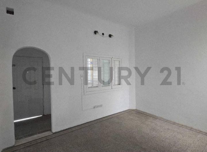 Venta Casa 4 Ambientes en Lanús Oeste, Remedios de Escalada, con Parque, Pileta - 5