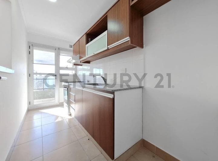 Departamento en Venta de un Dormitorio con Cochera en La Plata - 4