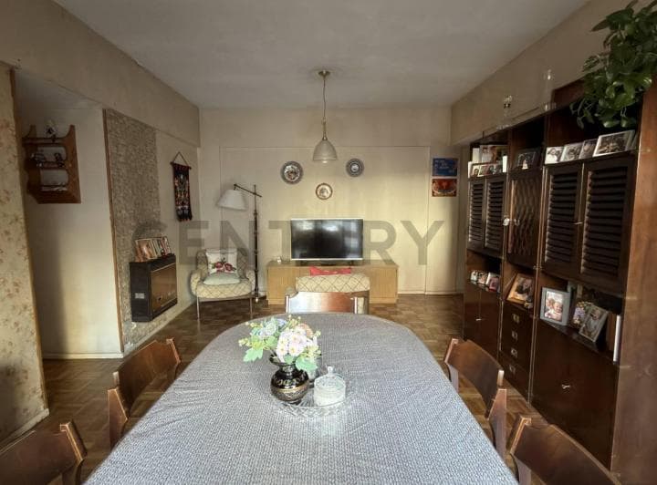 Coghlan - Departamento 4 Ambientes Al Frente con Balcón y 2 Baños. - 3