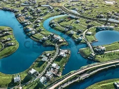 Venta Lote 600 m² en Puertos del Lago - Barrio Acacias - 2