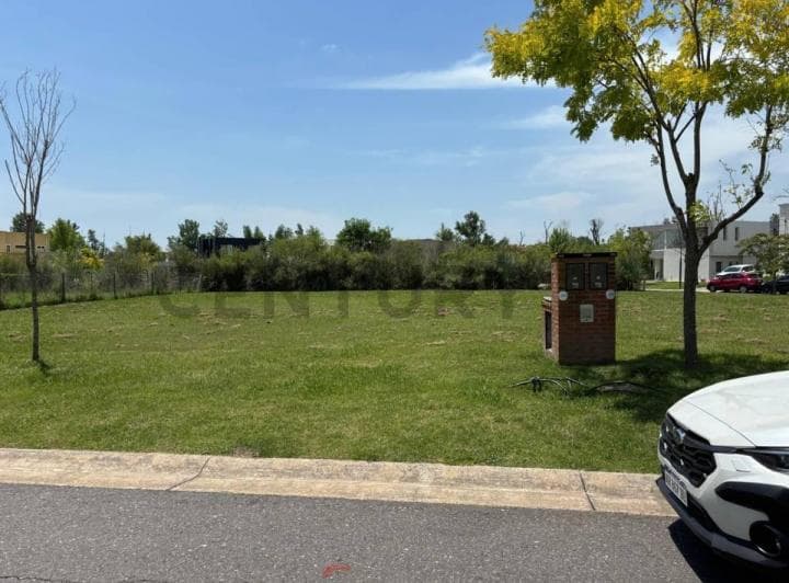 Venta Lote 600 m² en Puertos del Lago - Barrio Acacias - 4