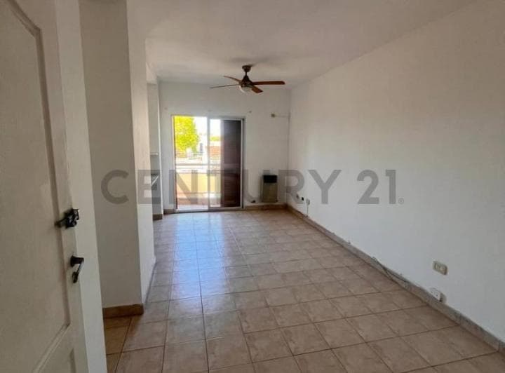 Departamento en Venta en La Plata. Calle 20 Entre 36 y 37. - 2