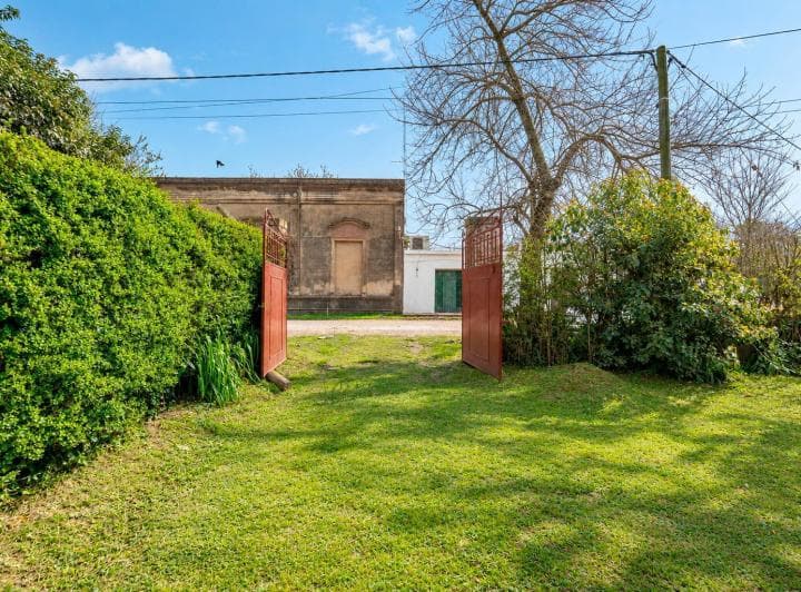 Casa Quinta Venta en Carlos Keen Sobre Lote 4.800 m² - 5
