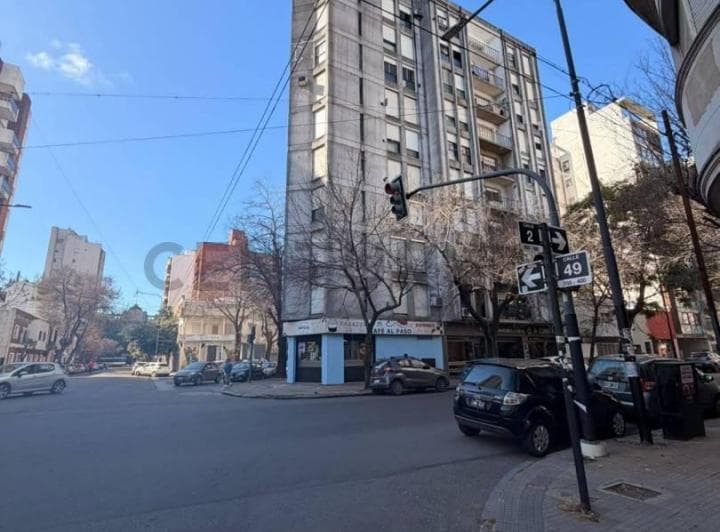 Diagonal 77 Esquina 2 | Departamento en Venta La Plata - 2