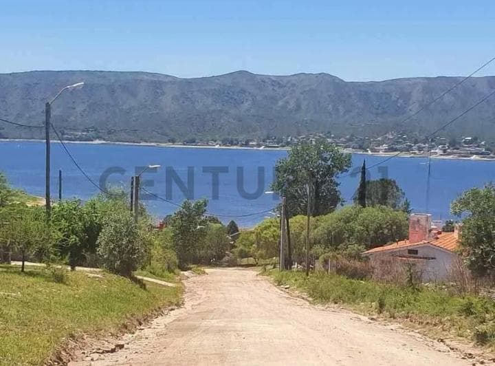 Terreno en Venta con Vista Al Lago San Roque - 2