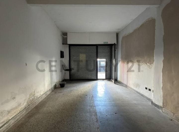 Villa del Parque - Local Comercial 33 m², Muy Buena Ubicación - 2