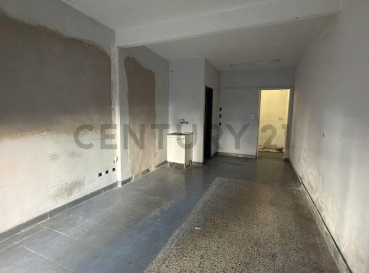 Villa del Parque - Local Comercial 33 m², Muy Buena Ubicación - 5