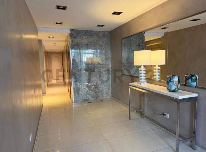 Venta Excelente Piso en Parque Chacabuco - 3