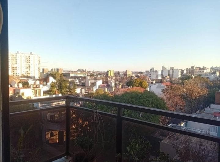 Venta Excelente Piso en Parque Chacabuco - 2