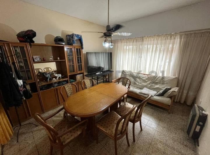 Venta Casa 4 Ambientes en Liniers - 4