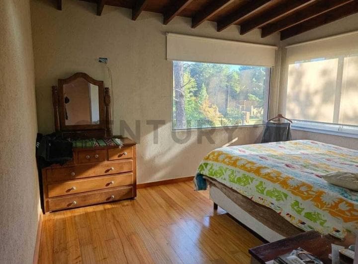 Casa Moderna de 3 Dorm. - Lote Parquizado 1500 m² - en Barrio Cerrado Amaryli - 5