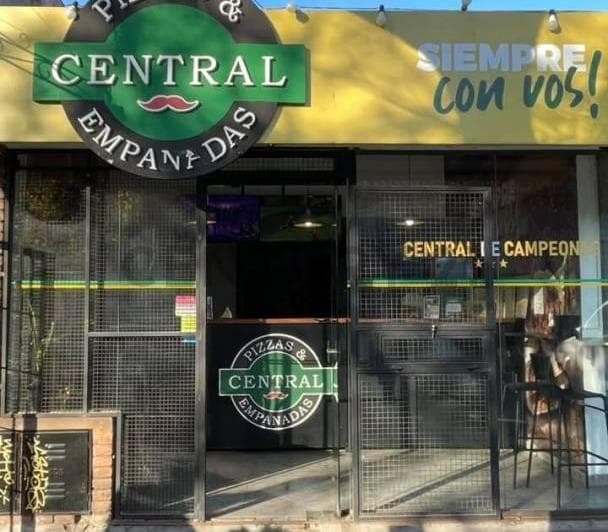 Se Vende Llave de Negocio — Franquicia Central de Pizzas y Empanadas - 2
