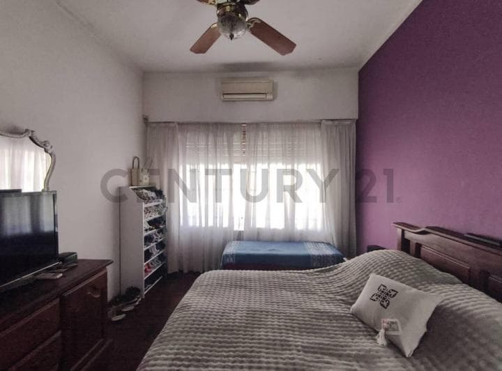Casa 4 Ambientes en Venta en Remedios de Escalada con Quincho y Gran Patio - 5