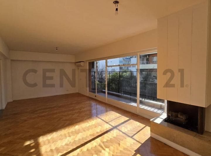 Departamento 4 Ambientes Al Frente con Balcón Corrido, en Belgrano - 2