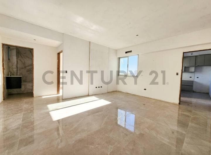 Venta Departamento Dos Amb con Balcon | Zona Barrio Naon - 2