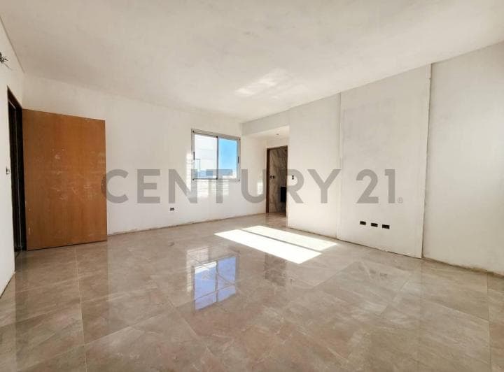Venta Departamento Dos Amb con Balcon | Zona Barrio Naon - 3