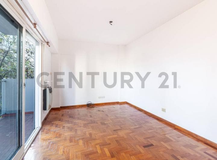 Venta Depto 2 Ambientes Vista y Balcon - Coghlan - 5