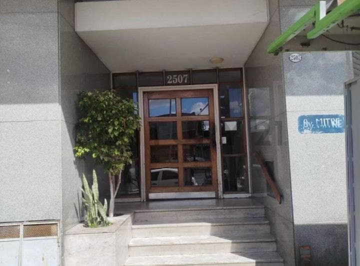 Venta Depto 2 Ambientes 8vo Piso - Sarandi - 2
