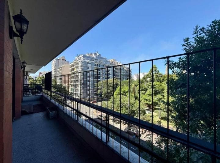 Venta Departamento 4 Ambientes con Dependencia en Barracas Frente a Plaza Colomb - 3
