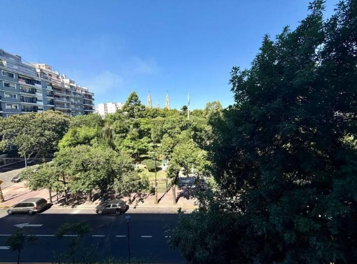 Venta Departamento 4 Ambientes con Dependencia en Barracas Frente a Plaza Colomb - 2