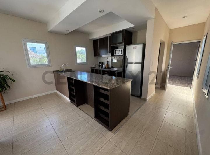 Venta | Casa | 4 Habitaciones | 1 Planta | Piscina | Barrio Golf – El Cantón | E - 3