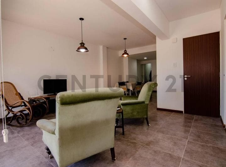Venta Departamento de 2 Dorm. con Balcón y Cochera en Abasto, Rosario - 5