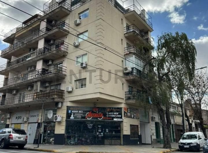 Venta Excelente Local en Esquina Comercial – 105 m² – Villa Pueyrredón – Ideal G - 2