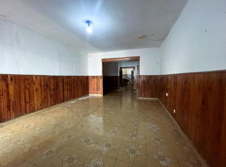 Casa de 3 Ambientes con Local Al Frente - 4
