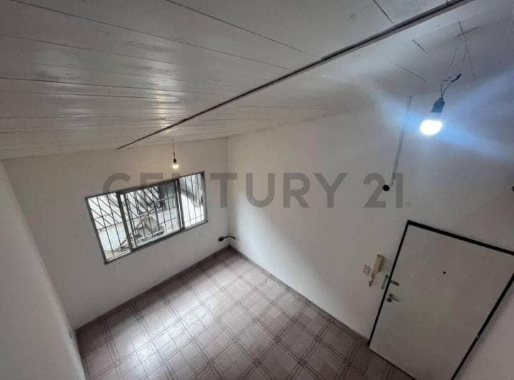 Monoambiente con Entrepiso en Venta Muy Luminoso San Cristobal - 3