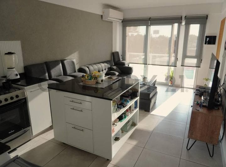 Impecable 2 Ambientes - Edificio 2023 - 3° Piso Frente con Balcón - El Palomar - 3