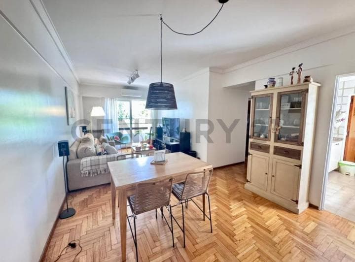 Venta Semipiso 3 Ambientes con Cochera Cubierta - Vicente López - 2