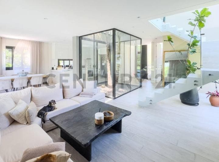 Casa Moderna en Venta en Castaños Nordelta Tigre en Lote Interno - 3