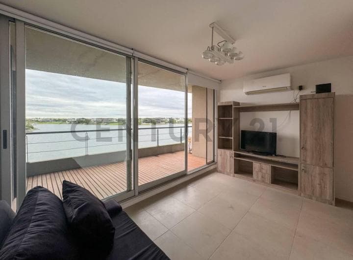 Islas del Golf Nordelta La Mansa con Vista Al Lago Central en Venta. - 2