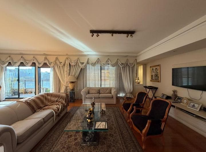Venta Departamento 5 Ambientes con 4 Suites y 2 Cocheras – Palermo - 2