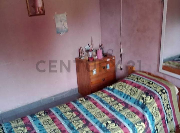 162 Entre 29 y 30 Berisso. Casa en Venta de 2 Dorm. - 4
