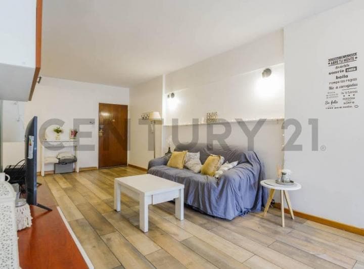 4 Ambientes Balcon y Cochera! Reciclado a Nuevo | Apto Credito | Acepta Permuta - 5