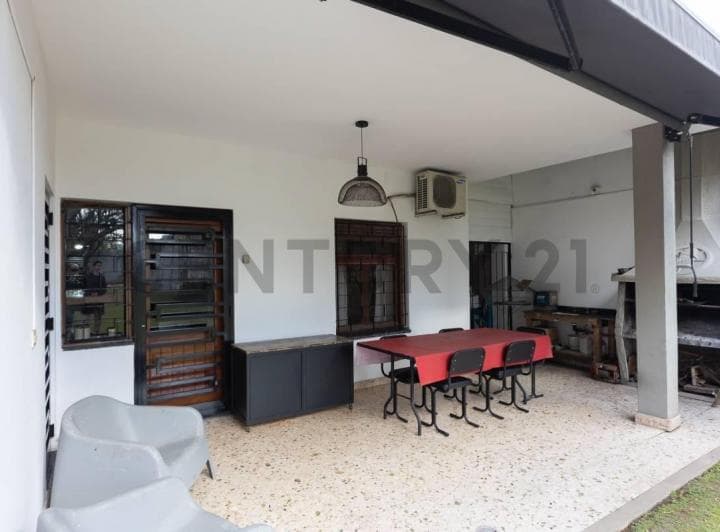 Casa 4 Ambientes Remodelada – Gran Calidad Constructiva. Apto Crédito. Permuta - 5