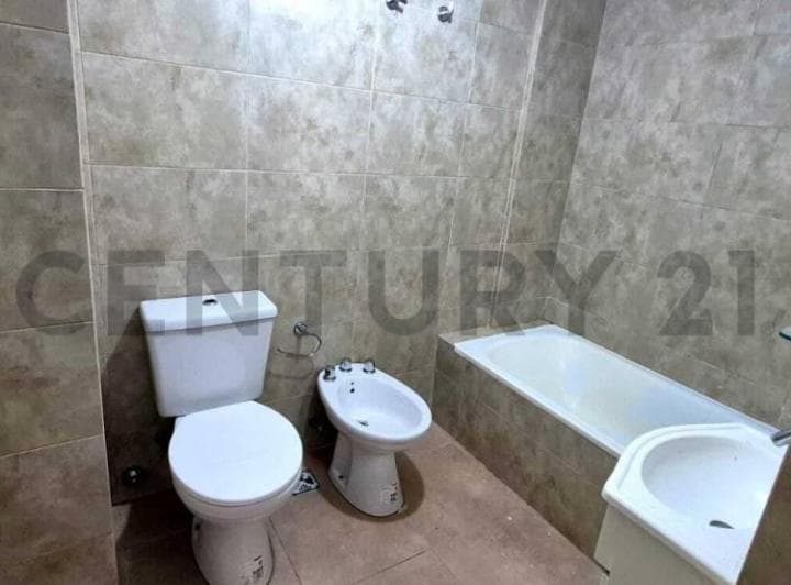 Venta Departamento 2 Ambientes, Caseros, 3 de Febrero - 4