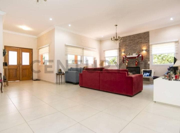 Casa en Venta Miralagos I - 3 Dorm. - 4