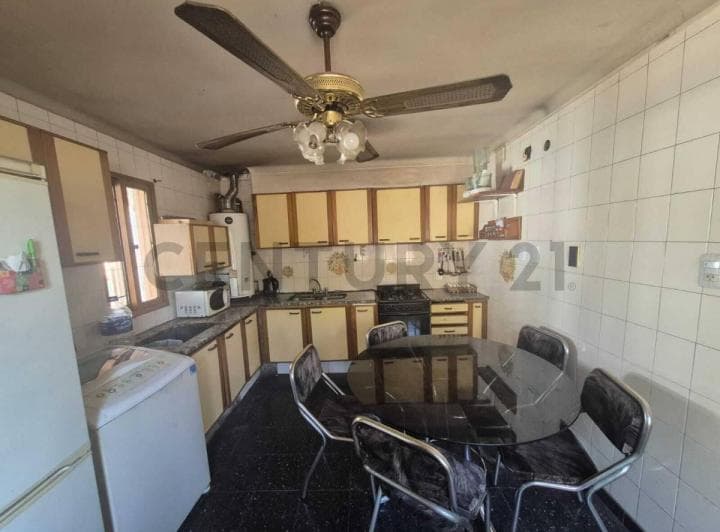 Venta de Casa en Dorrego, Guaymallen - 5