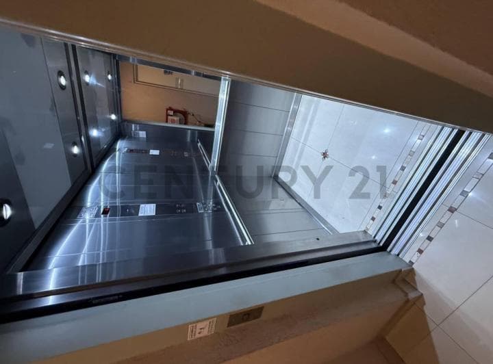 Exclusivo Semipiso Al Frente | 2 Ambientes y Medio | Balcón con Parrilla | Vista - 3