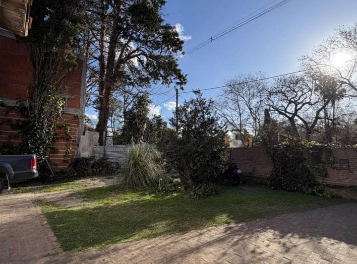 Casa en Venta en City Bell Ideal Desarrollo Supermercado Locales Duplex - 5