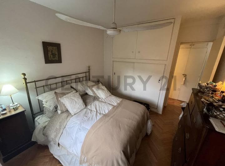 Departamento de Dos Dorm. en Venta en Olivos. - 4