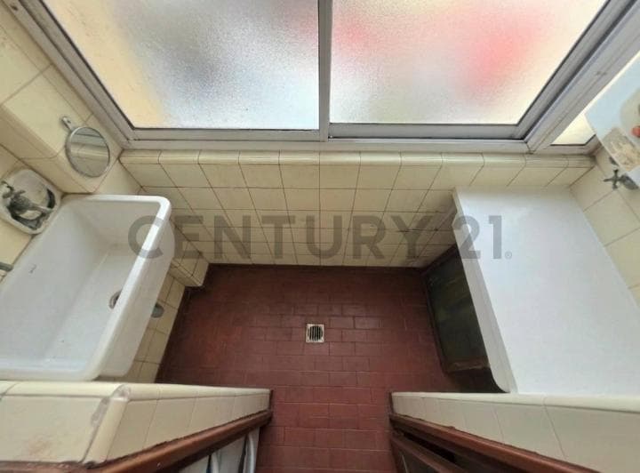 Venta de Deparatamento en Caballito 2 Ambientes Lavadero Luz 43 m - 5