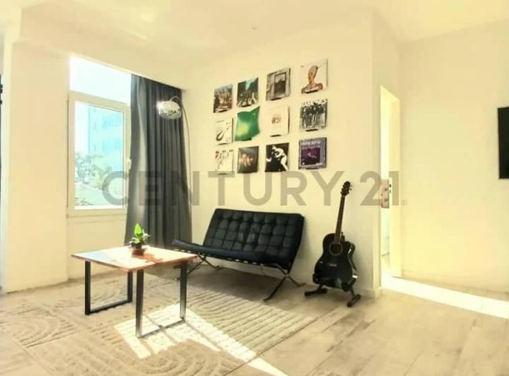 Departamento en Delta Center de 80 m² con Cochera Apto Profesional - 4