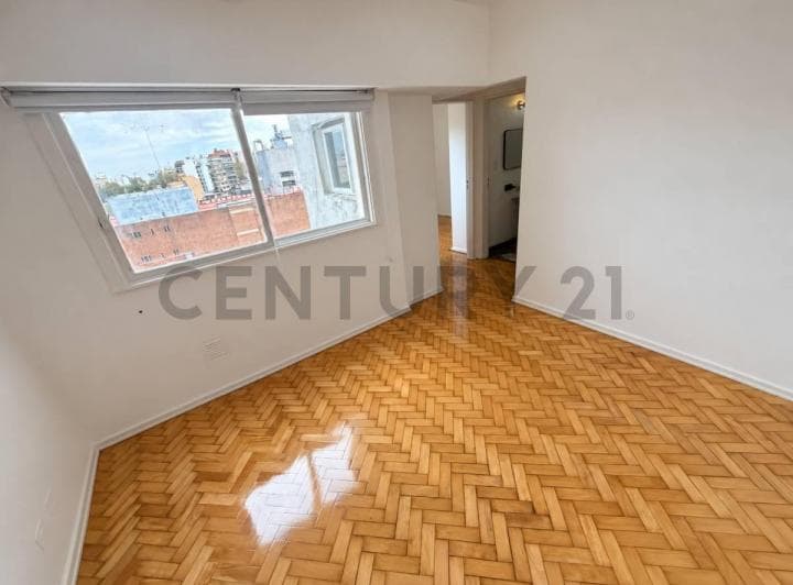 Alquiler Departamento 2 Ambientes con Vista Abierta en Villa Gral. Mitre - 3