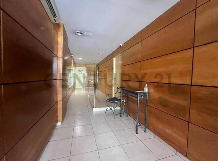 Venta Semipiso de 4 Ambientes - Cochera - Super Luminoso - Excelente Ubicación - 3