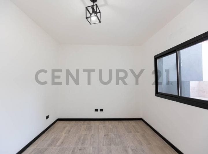 Venta Casa 5 Ambientes Apto Credito - a Estrenar en Caseros - Acepta Permuta - 5